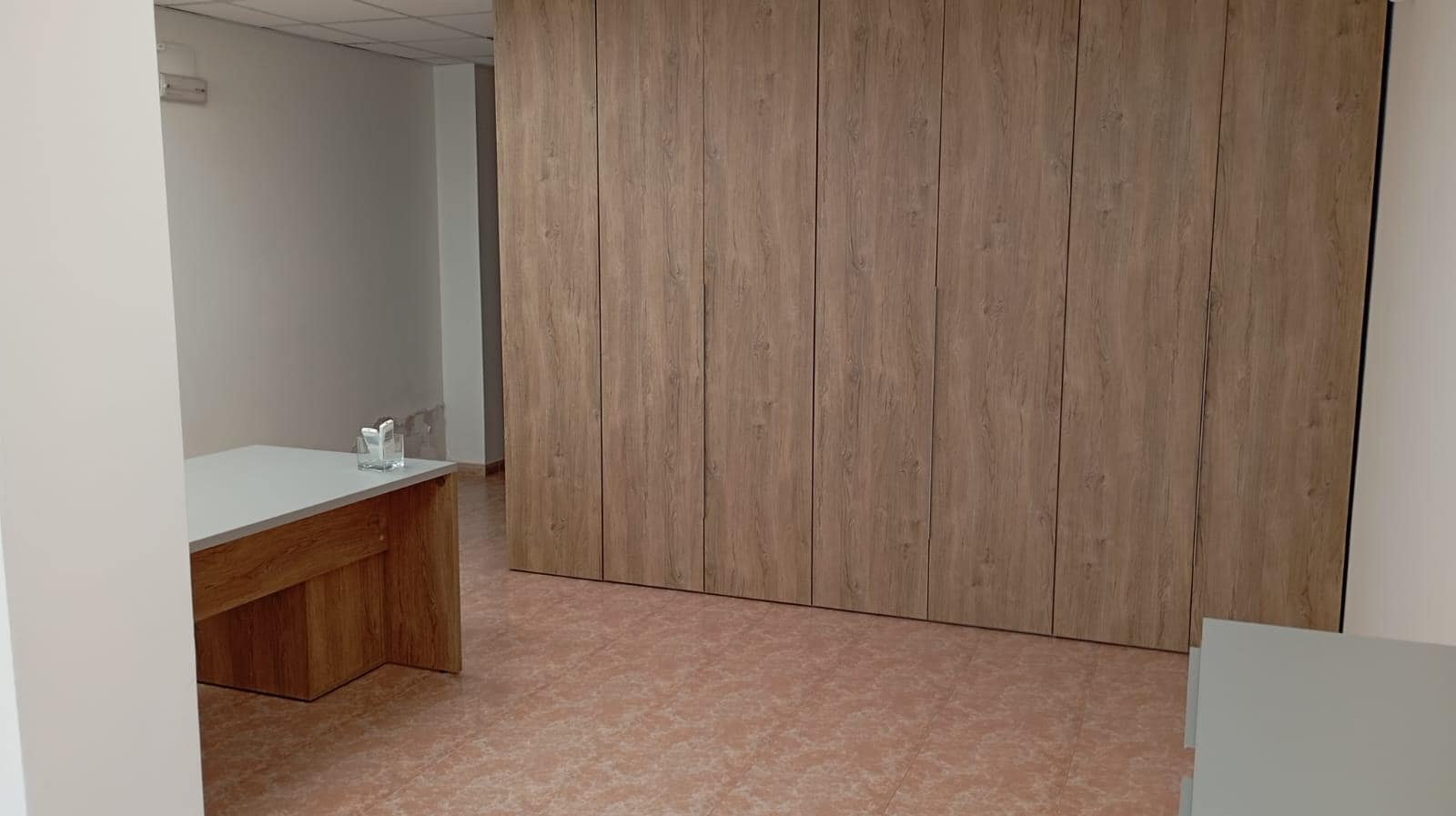 Retail in Amposta, Tarragona to rent Interior Photo- Image 1 of 6