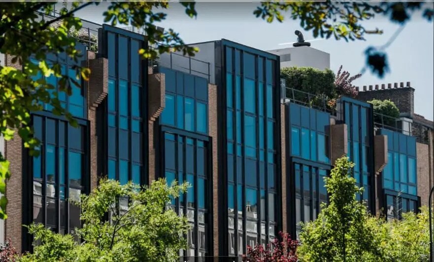 Office in Clichy to rent - Building Photo - Image 1 of 1