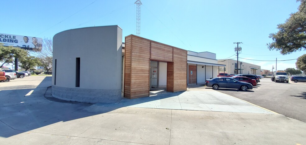 7901 John Carpenter Fwy, Dallas, TX for sale - Building Photo - Image 3 of 15