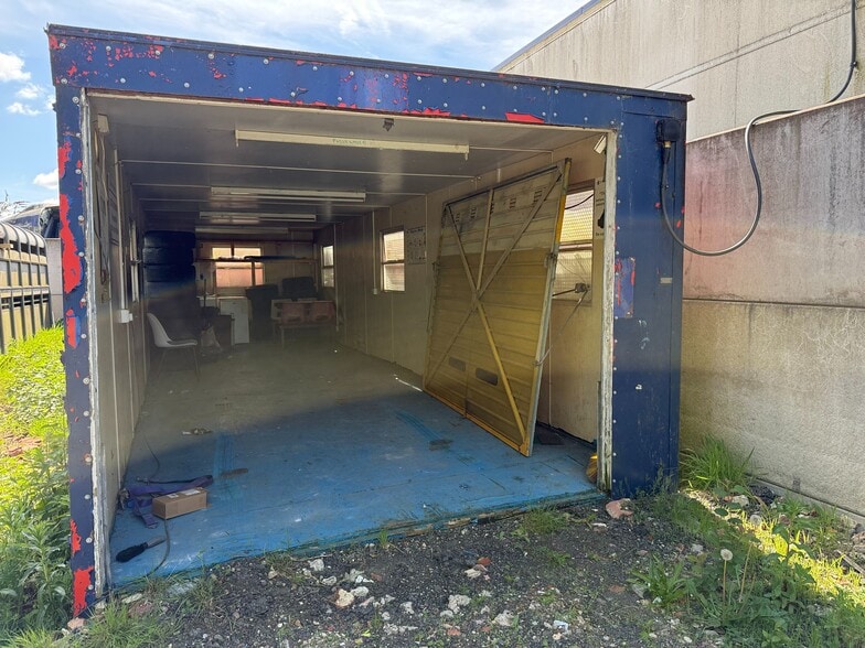 Rusper Road, Capel, Capel to rent - Building Photo - Image 3 of 6