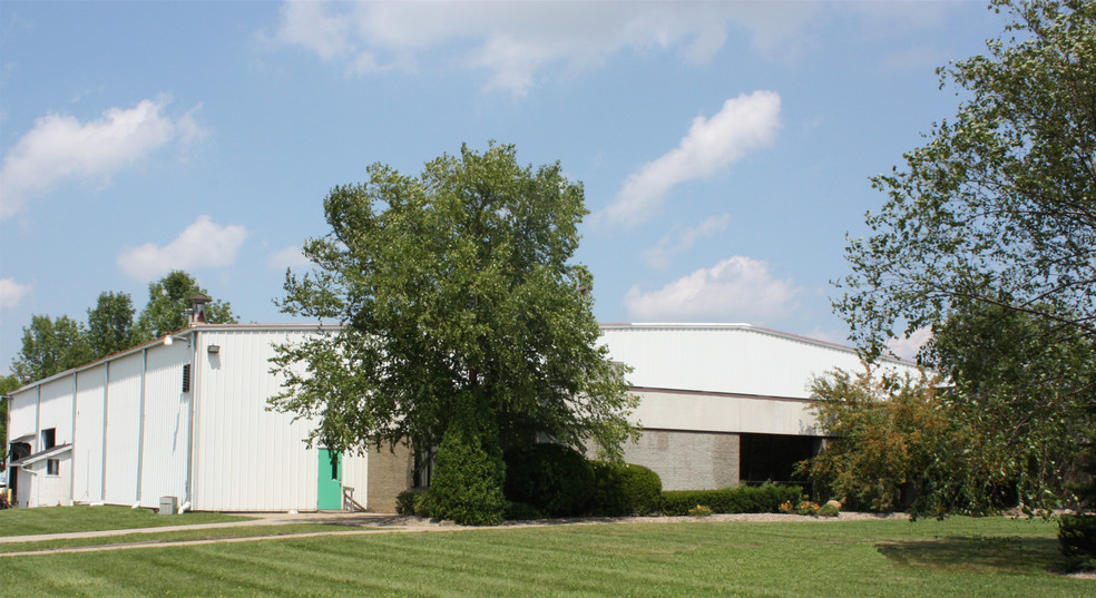 1035 Industrial Pky, Medina, OH for sale - Building Photo - Image 1 of 1