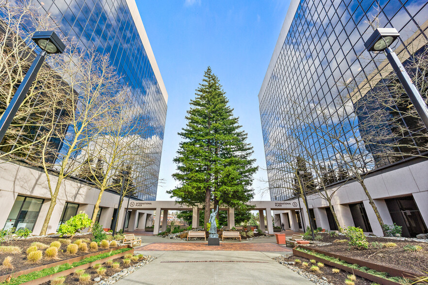 17930 International Blvd, Seatac, WA for rent - Building Photo - Image 2 of 9