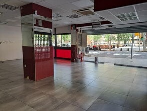 Retail in Barcelona, Barcelona to rent Interior Photo- Image 1 of 9