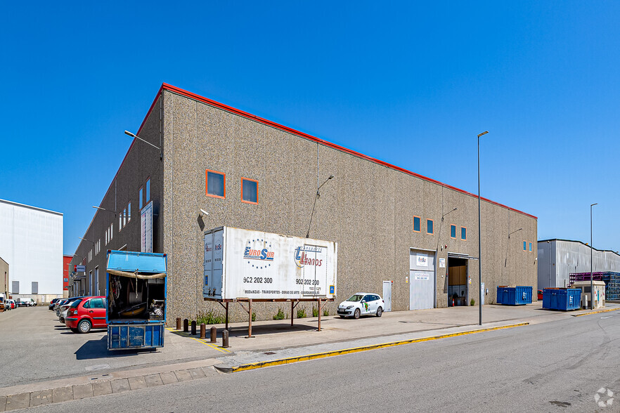 Industrial in Sant Andreu de La Barca, BAR for sale - Building Photo - Image 2 of 2