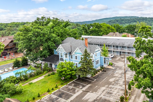 More details for 910 River Rd, Wisconsin Dells, WI - Hospitality for Sale