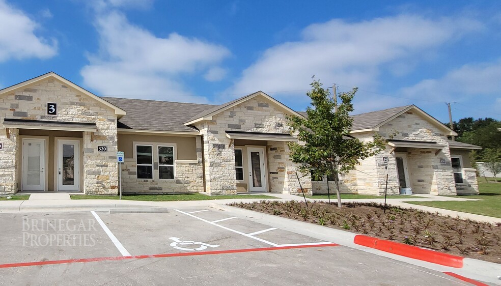 1000 Gattis School Rd, Round Rock, TX for rent - Building Photo - Image 2 of 9