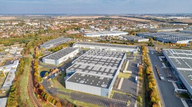 Combs-la-Ville - Aerial  map view