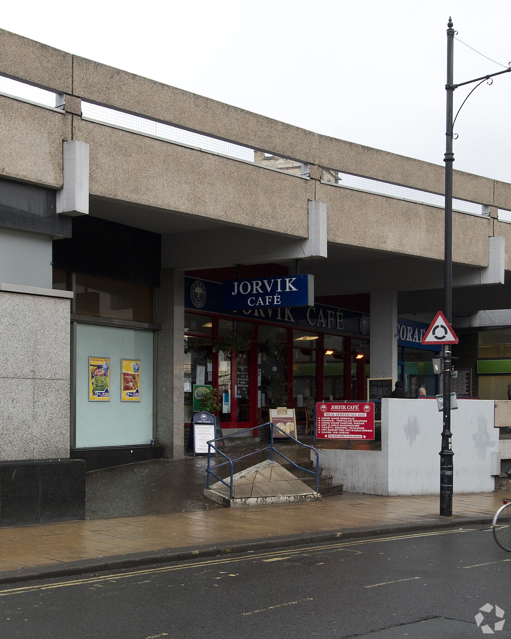 4 The Stonebow, York for sale Primary Photo- Image 1 of 1