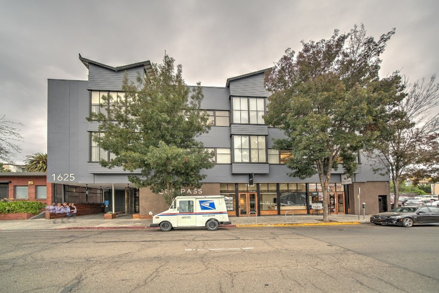 1625 Shattuck Ave, Berkeley, CA for rent - Building Photo - Image 1 of 12