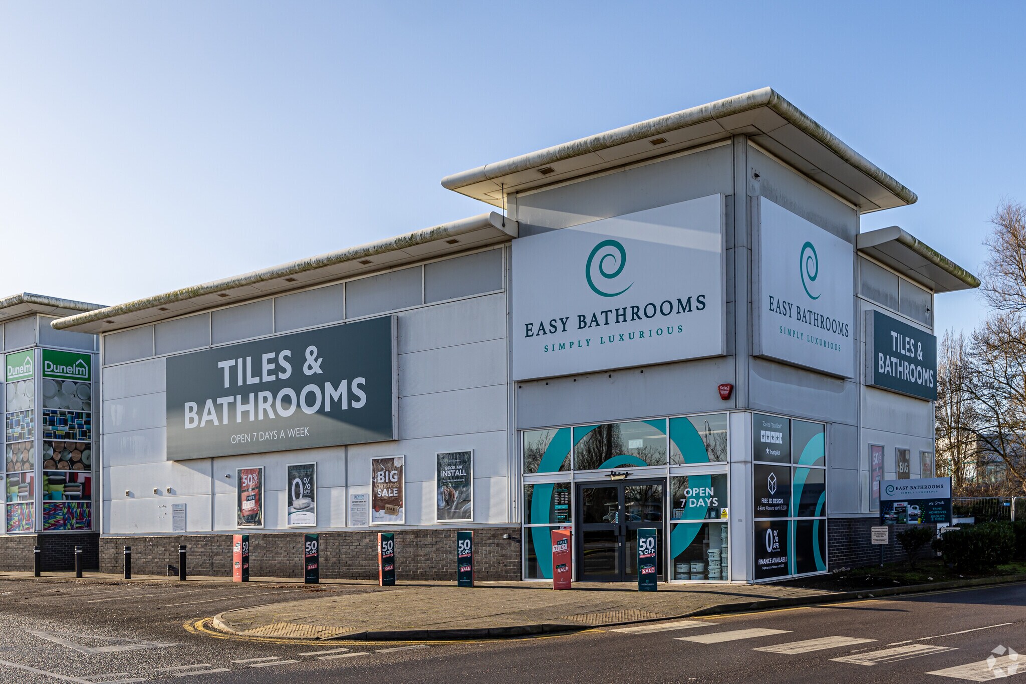 Claps Gate Ln, London for sale Primary Photo- Image 1 of 1