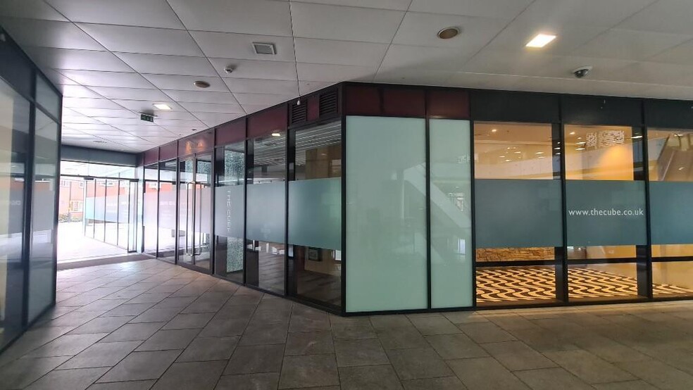 196-199 Wharfside St, Birmingham to rent - Interior Photo - Image 2 of 28