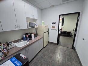 4970 Robert J Mathews Pky, El Dorado Hills, CA to rent Interior Photo- Image 2 of 2