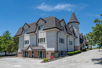 15480 Clayton Rd, Ballwin, MO for rent Building Photo- Image 1 of 4