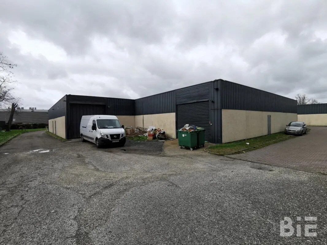 Light Industrial in Mérignac to rent Building Photo- Image 1 of 6
