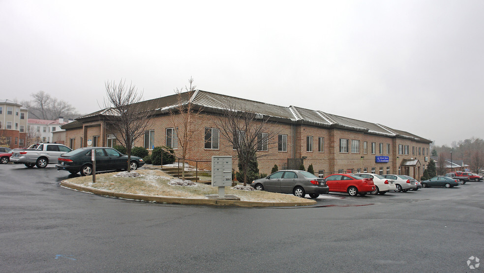 1410 Incarnation Dr, Charlottesville, VA for sale - Building Photo - Image 3 of 12