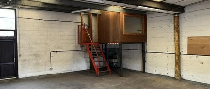 Adams Clos, Heanor to rent Building Photo- Image 2 of 2