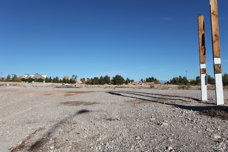 W Sahara Ave, Las Vegas, NV for sale - Primary Photo - Image 1 of 1