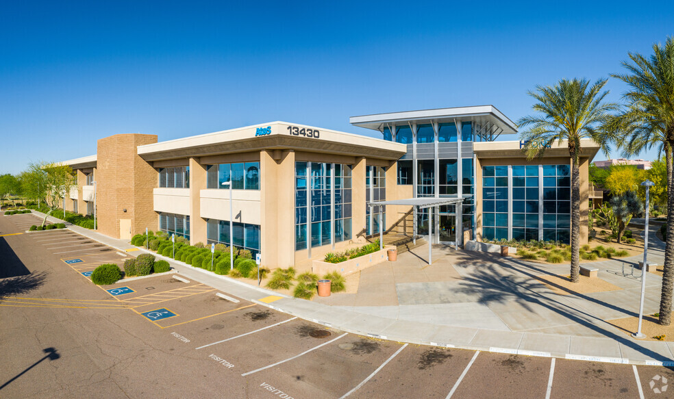 13430 N Black Canyon Hwy, Phoenix, AZ for rent - Building Photo - Image 1 of 5