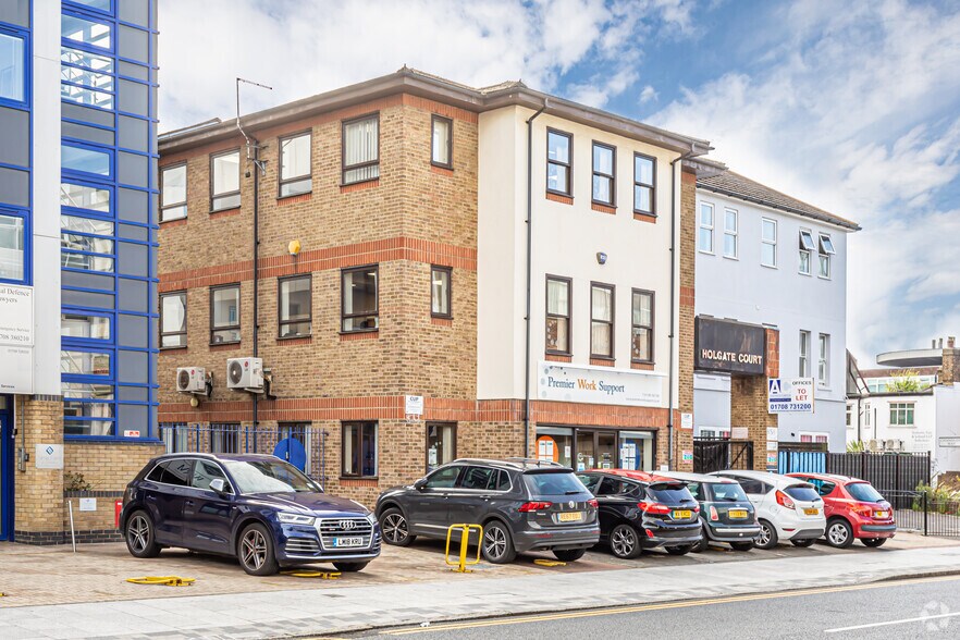 Western Rd, Romford for sale - Primary Photo - Image 1 of 1