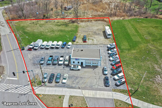 More details for 1703 Il Route 176, Crystal Lake, IL - Light Industrial for Sale