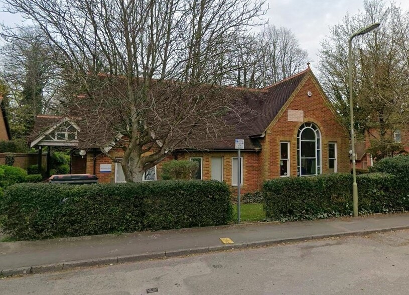 68B Junction Rd, Andover for sale - Primary Photo - Image 1 of 2