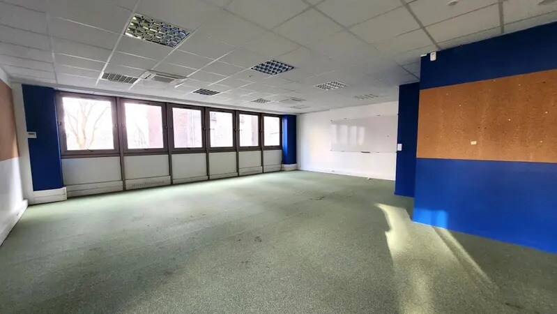Office in Boulogne-Billancourt to rent - Interior Photo - Image 3 of 4