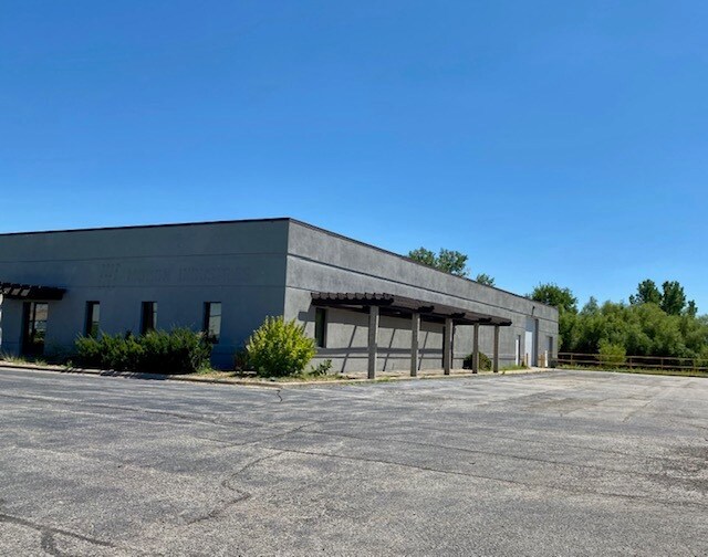 811 Larry Power Rd, Bourbonnais 60914