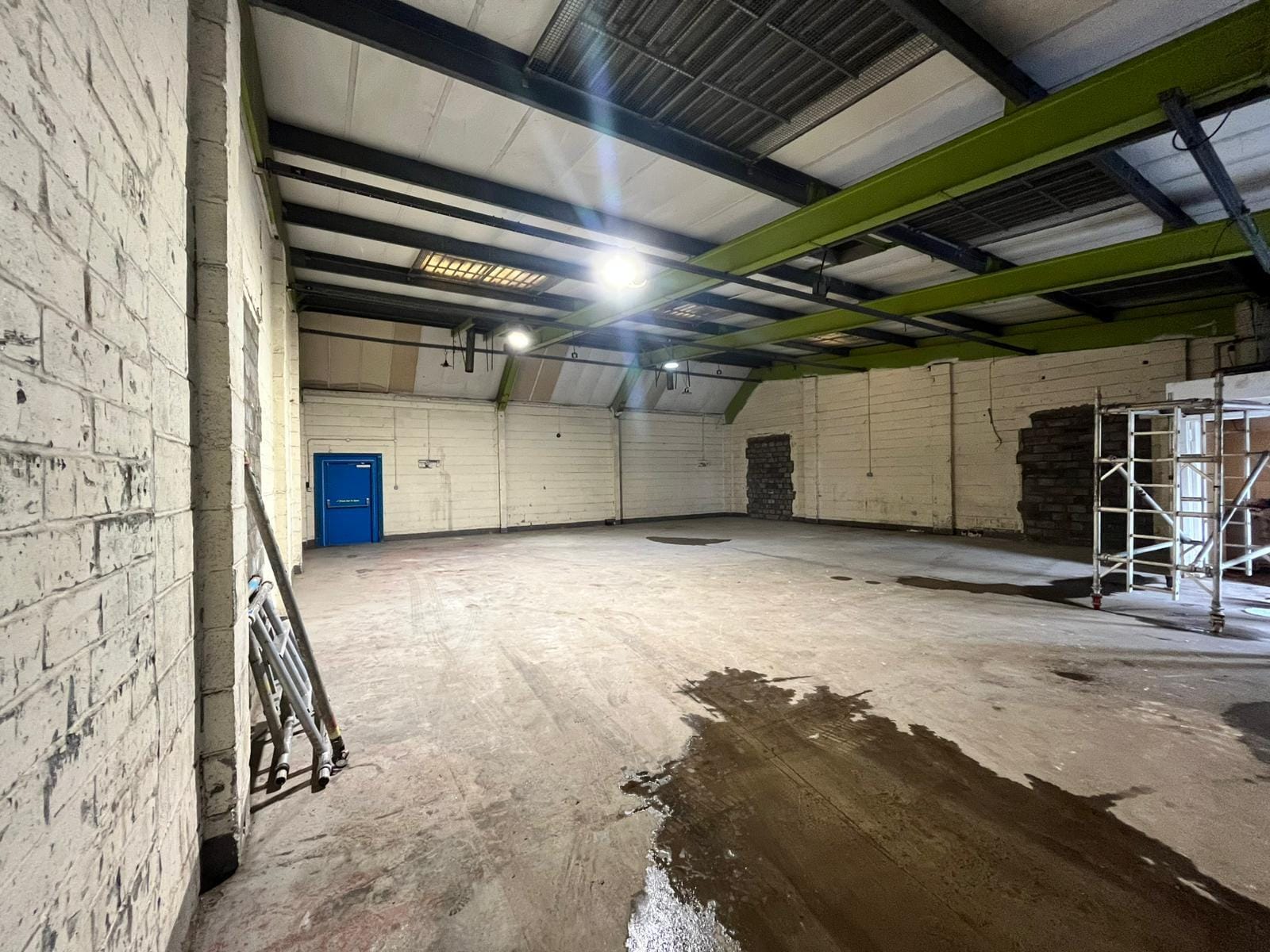 Swanston St, Glasgow to rent Interior Photo- Image 1 of 5