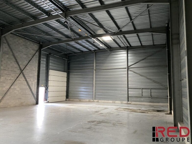 Industrial in Signes to rent - Building Photo - Image 2 of 7