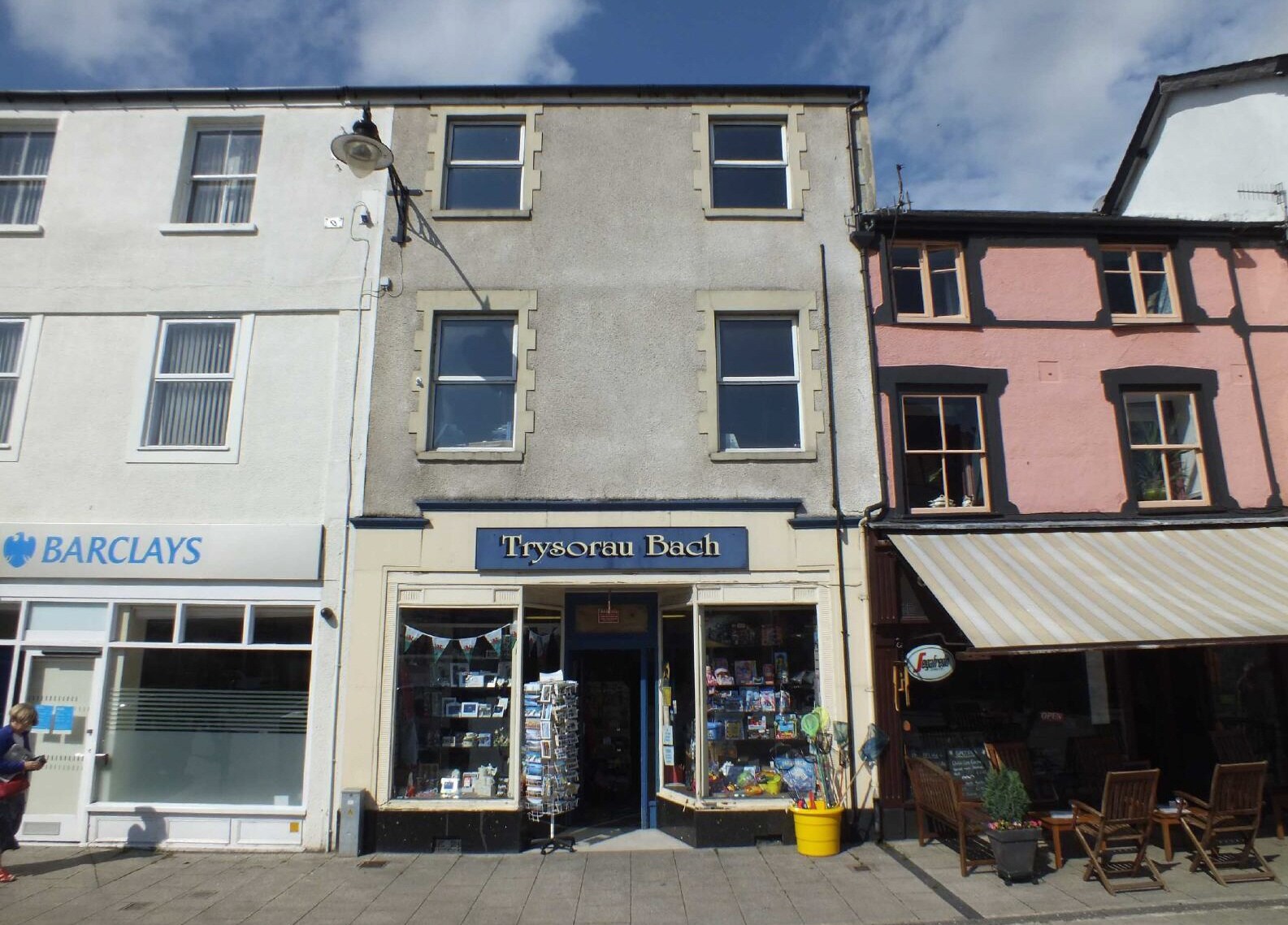 Ancaster Square, Llanrwst for sale Primary Photo- Image 1 of 1