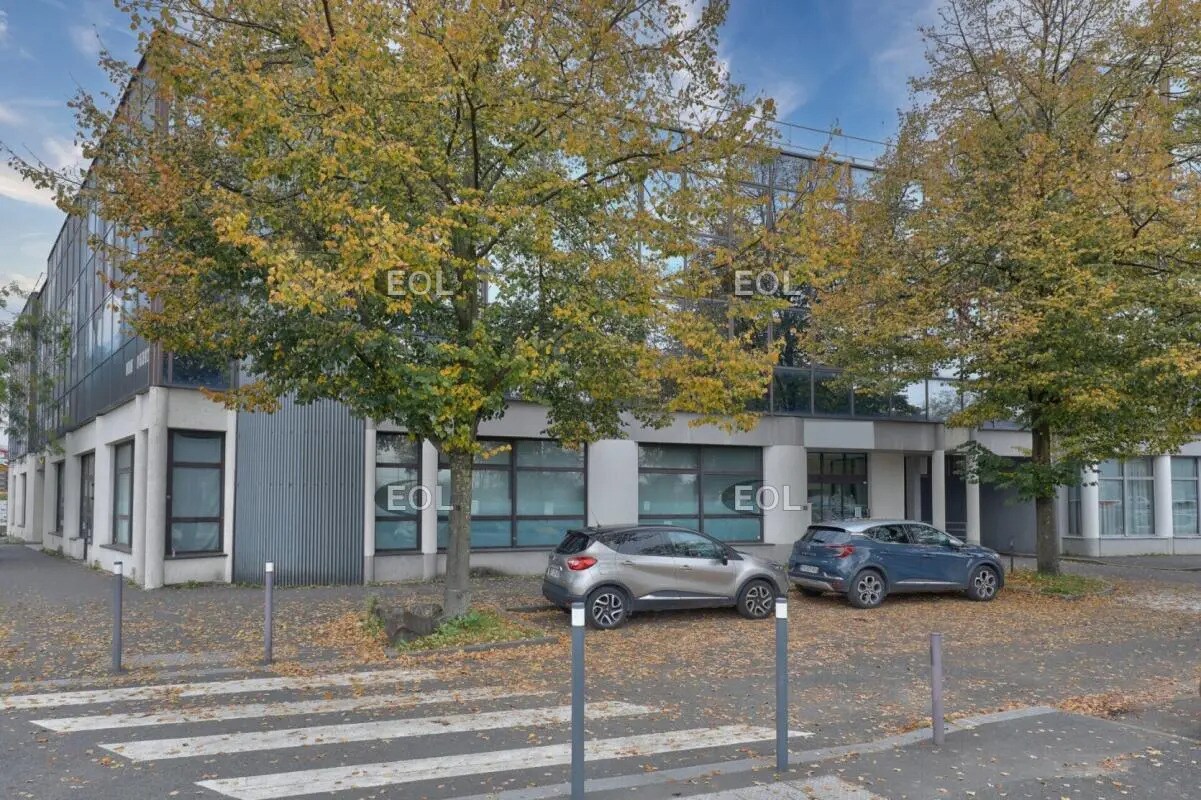 Office in Bonneuil-sur-Marne to rent Building Photo- Image 1 of 7