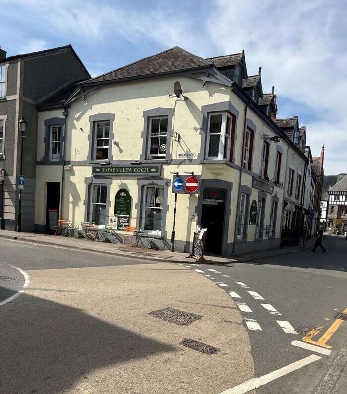12 Denbigh St, Llanrwst for sale Primary Photo- Image 1 of 2