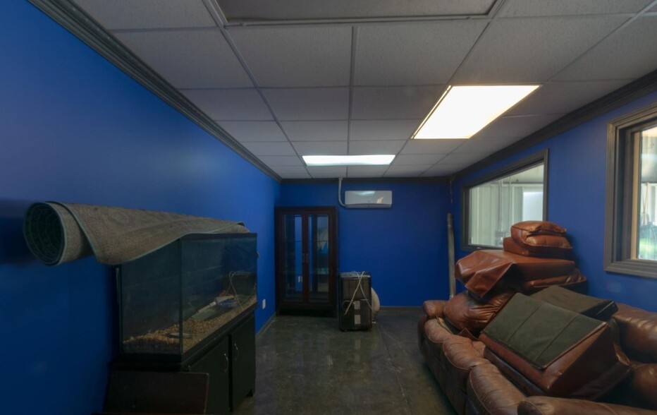 13605-13609 State Highway 75, Remlap, AL for sale - Interior Photo - Image 3 of 7