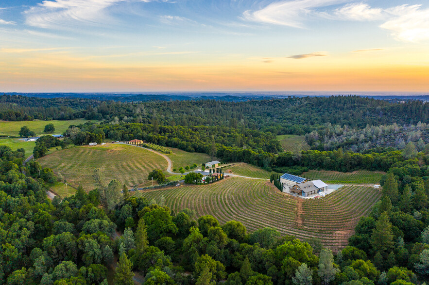 22355 Lawrence Rd, Fiddletown, CA for sale - Primary Photo - Image 1 of 1