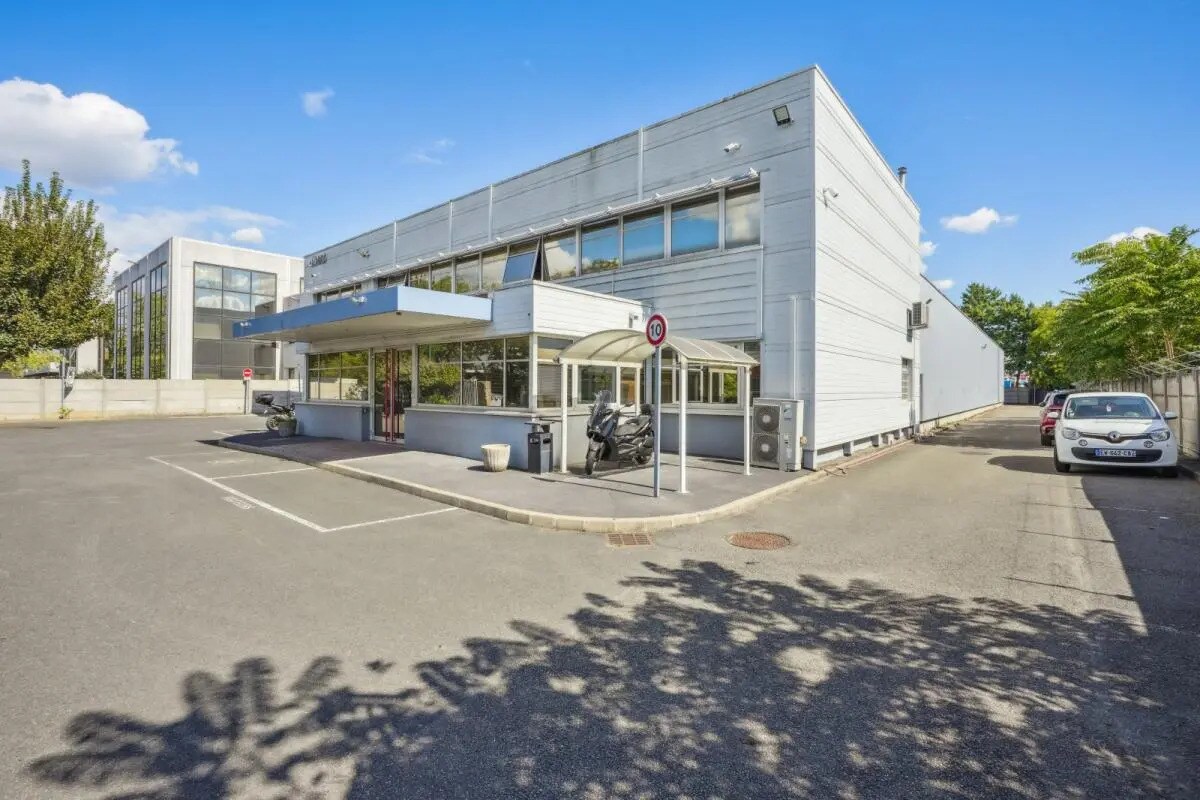 16 Rue Thomas Edison, Gennevilliers for sale Building Photo- Image 1 of 31