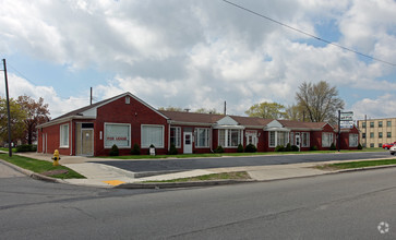 1805-1827 Ford Ave, Wyandotte, MI for sale Primary Photo- Image 1 of 1