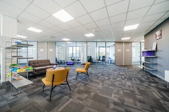 57 Putney Bridge Rd, London to rent Interior Photo- Image 1 of 5