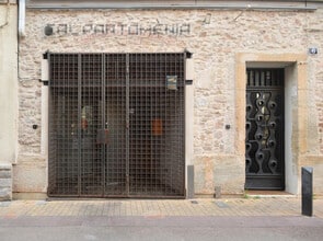 Retail in Igualada, Barcelona to rent Building Photo- Image 1 of 13