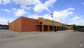 More details for 410-480 Plantation Dr, Lake Jackson, TX - Retail for Rent