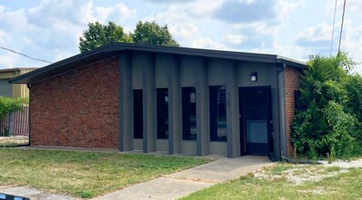 316 N Rogers Rd, Olathe, KS for rent Building Photo- Image 1 of 2