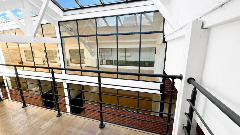 Office in Vincennes for sale - Interior Photo - Image 3 of 9