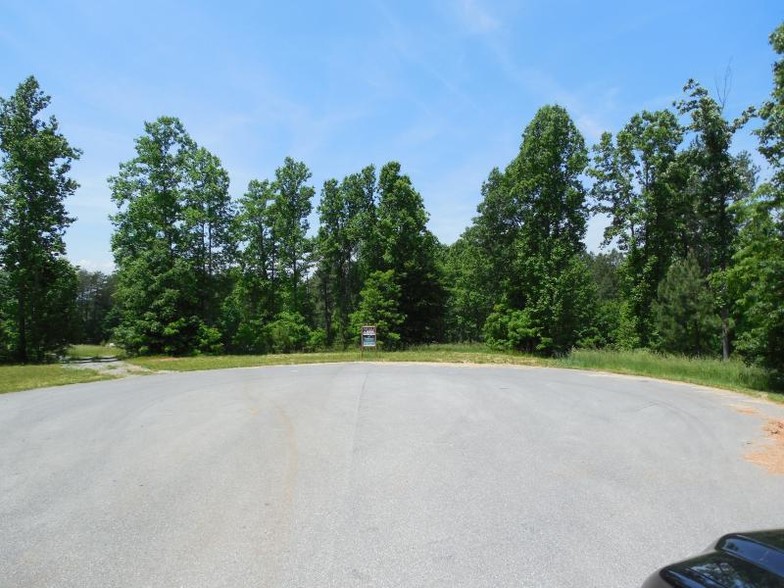 Land in Moneta, VA for sale - Primary Photo - Image 1 of 1