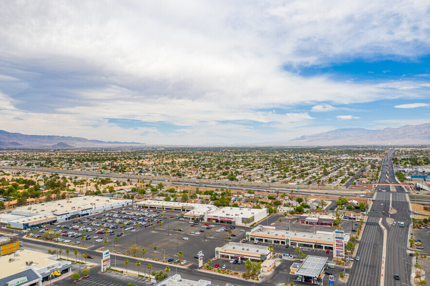 204-294 S Decatur Blvd, Las Vegas, NV for rent - Building Photo - Image 1 of 9