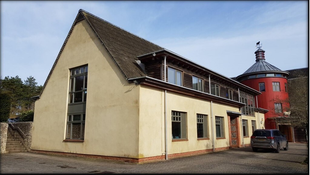Sheepdrove, Hungerford for sale Primary Photo- Image 1 of 1