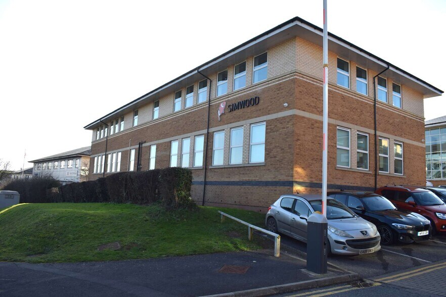 Old Gloucester Rd, Bristol to rent - Building Photo - Image 2 of 3