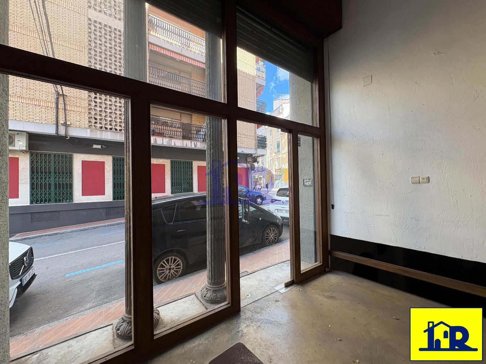 Retail in Cuenca, Cuenca to rent Interior Photo- Image 1 of 5
