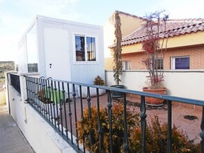 Calle Zalagarda, 5, Cabanillas del Campo, Guadalajara to rent Construction Photo- Image 2 of 5