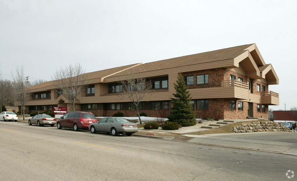 6501 Watts Rd, Madison, WI for rent - Building Photo - Image 1 of 10