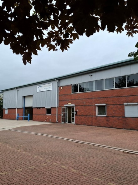 Moss Bridge Rd, Rochdale to rent - Building Photo - Image 2 of 2