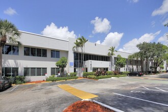 1201 W Cypress Creek Rd, Fort Lauderdale, FL for rent Building Photo- Image 2 of 6